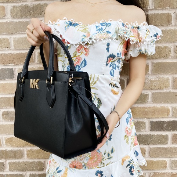 SALE‼️👜💕- Michael Kors Satchel & Crossbody - Picture 2 of 5